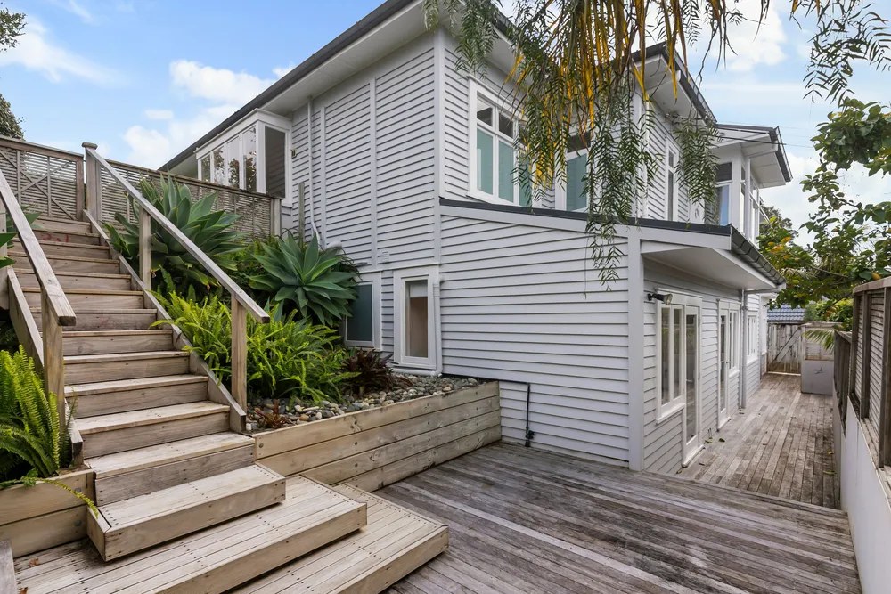 Photos of 15 Pukeora Avenue