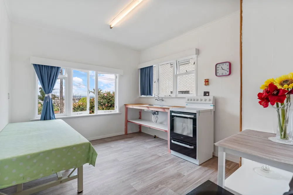 Photos of 30 Ngatiawa Street