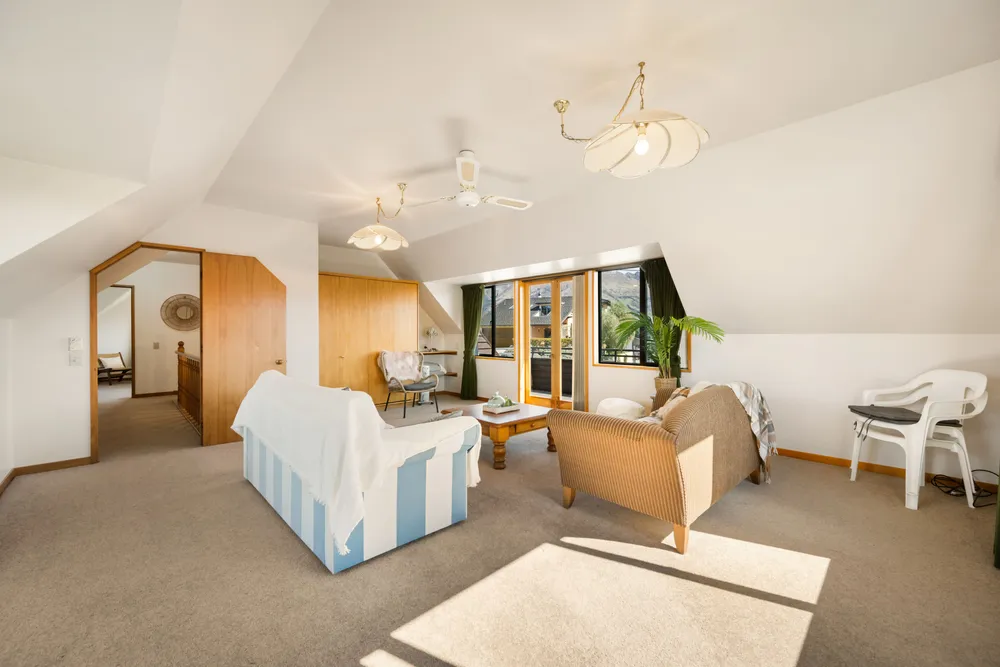 Photos of 111 Matai Road