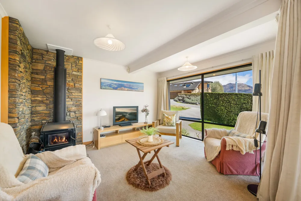 Photos of 111 Matai Road