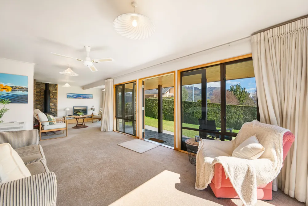Photos of 111 Matai Road