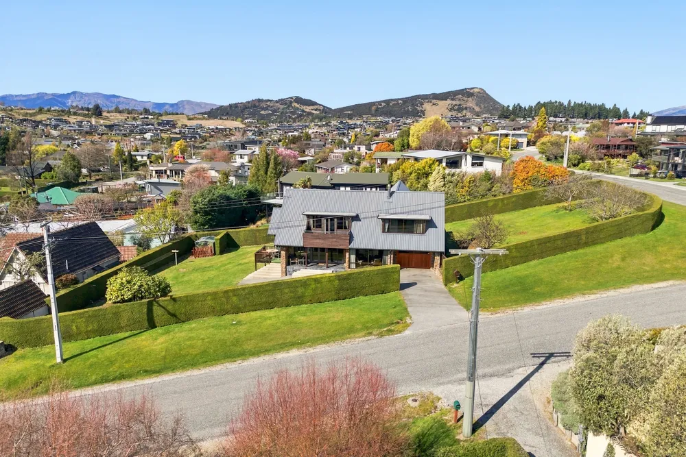 Photos of 111 Matai Road