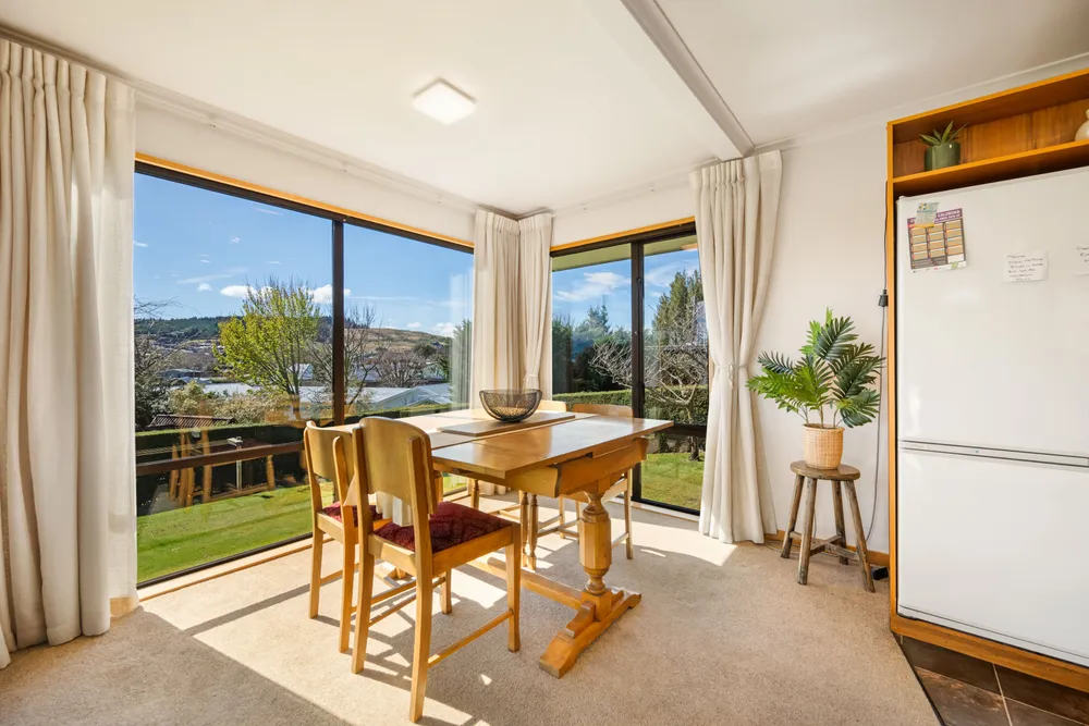 Photos of 111 Matai Road