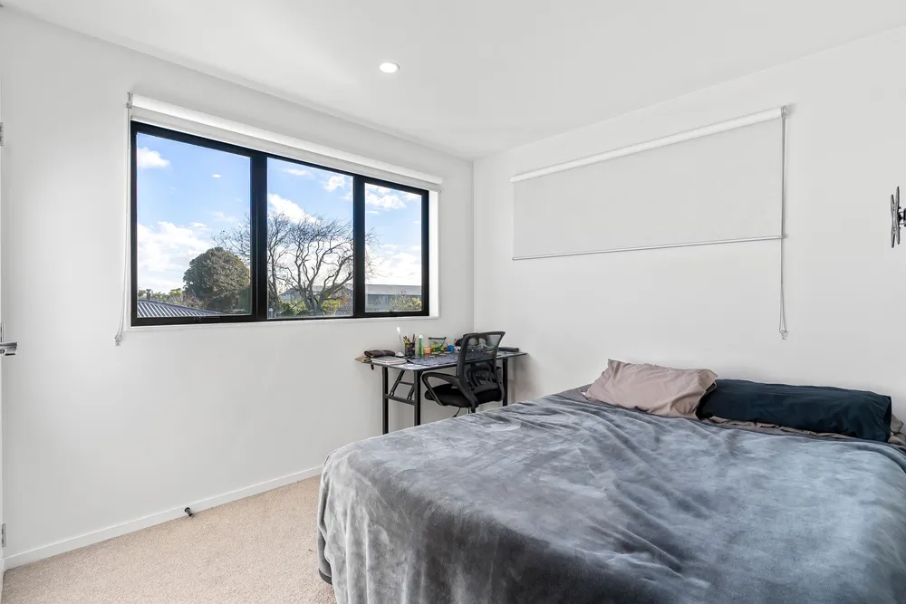 Photos of 104B Edgewater Drive