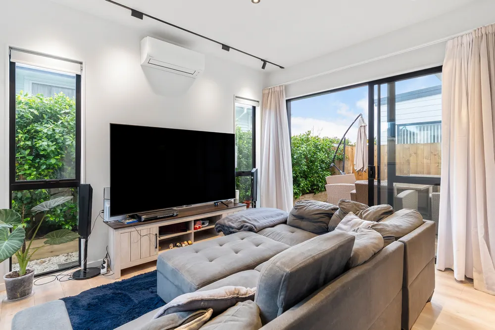 Photos of 104B Edgewater Drive
