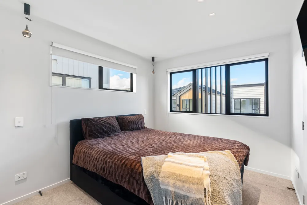 Photos of 104B Edgewater Drive