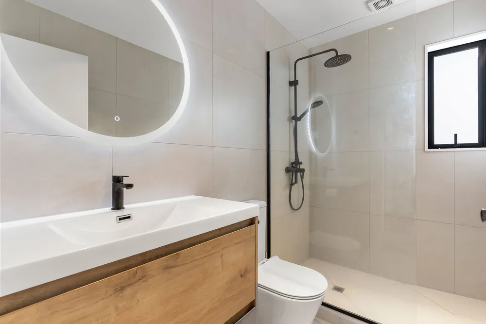 Photos of 104B Edgewater Drive
