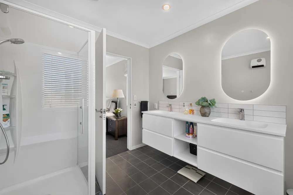 Photos of 49 Skyedale Drive