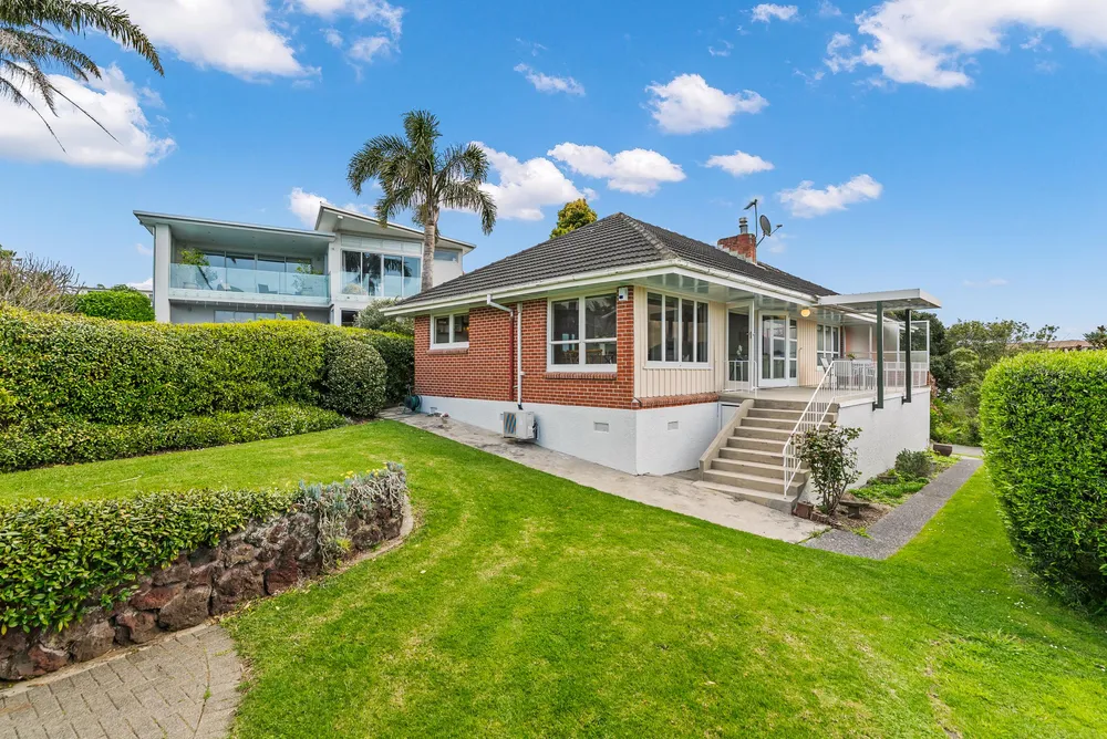 Photos of 36 Roberta Avenue