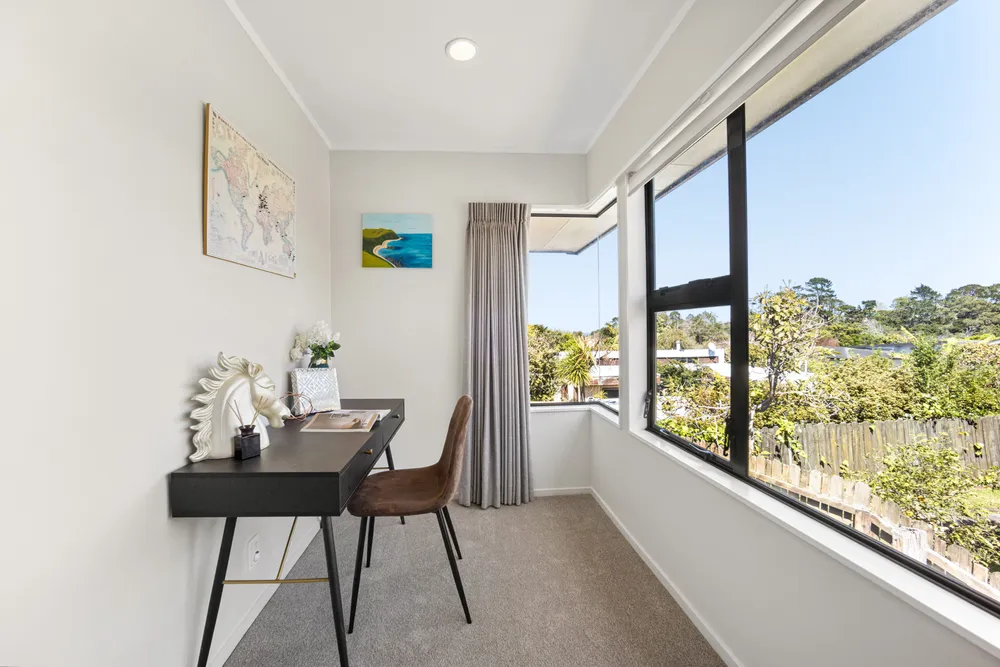 Photos of 2/81 Donovan Street