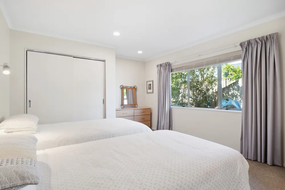 Photos of 159b Oceanview Road