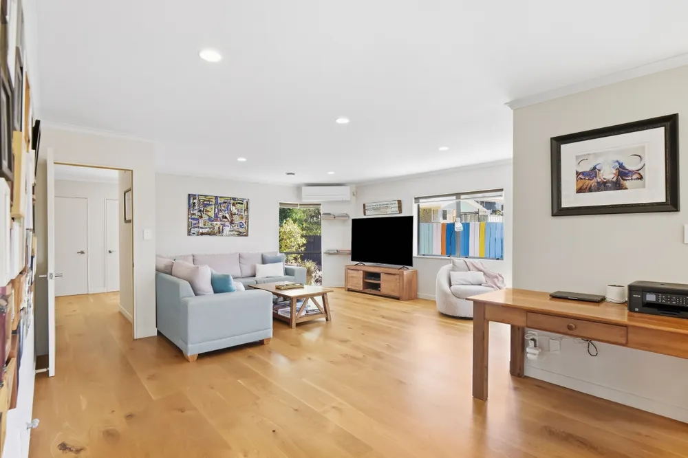 Photos of 159b Oceanview Road