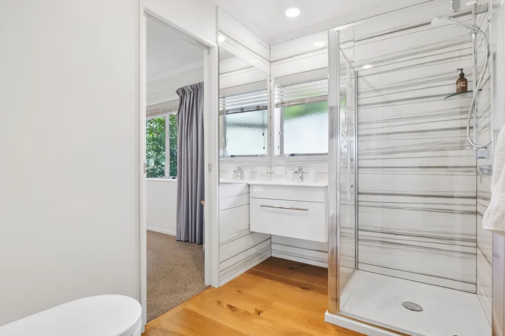 Photos of 159b Oceanview Road