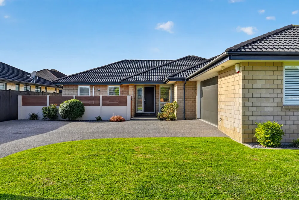 Photos of 14 Castellina Drive