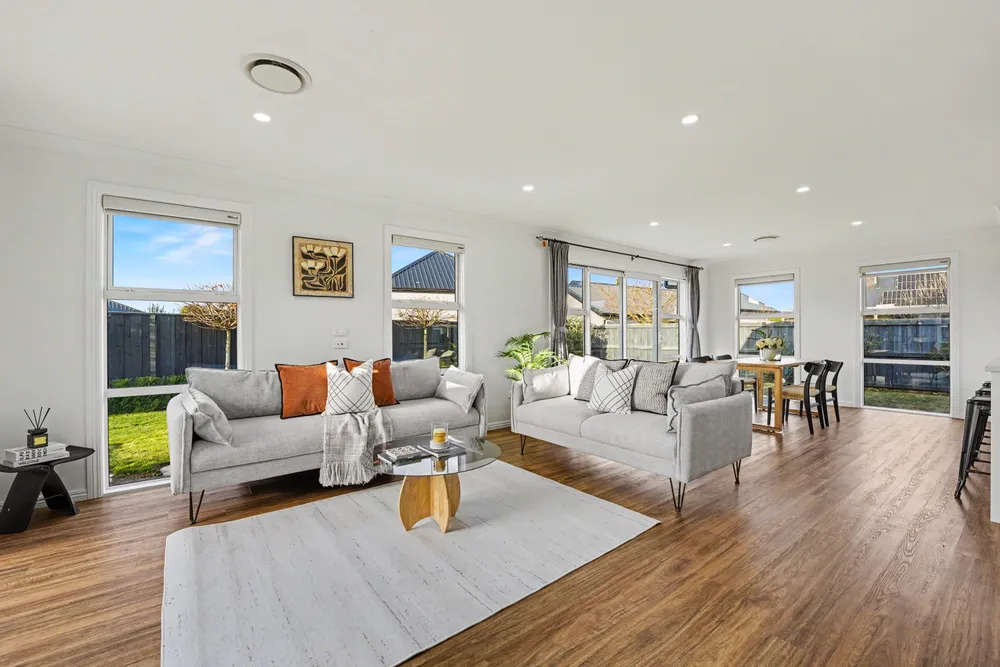 Photos of 4 Daphne Lane