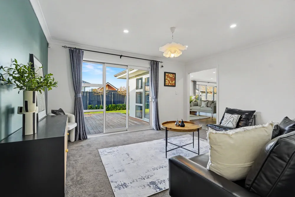Photos of 4 Daphne Lane