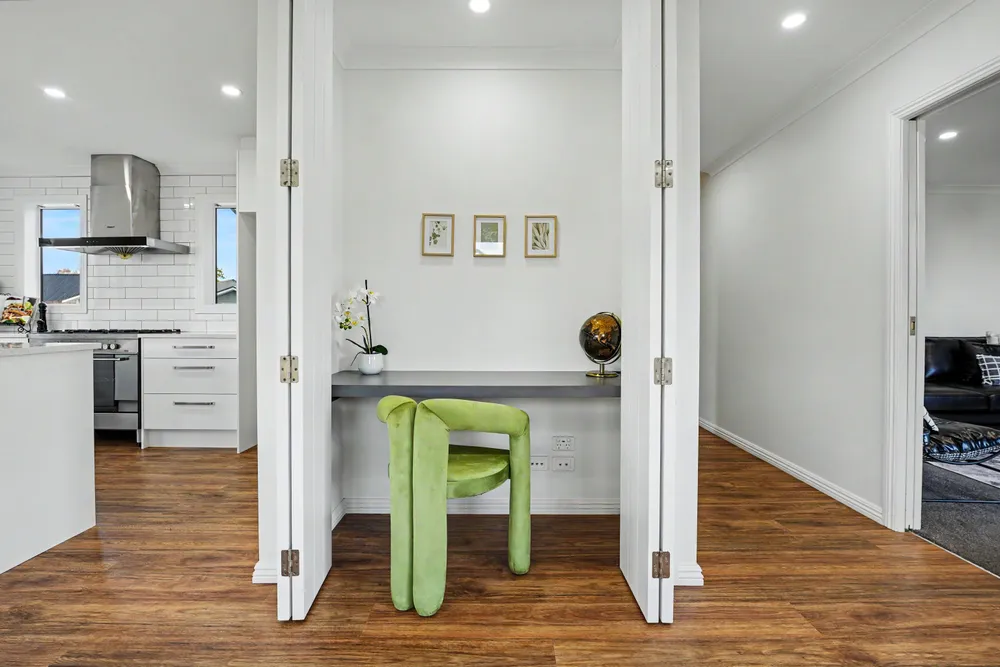 Photos of 4 Daphne Lane