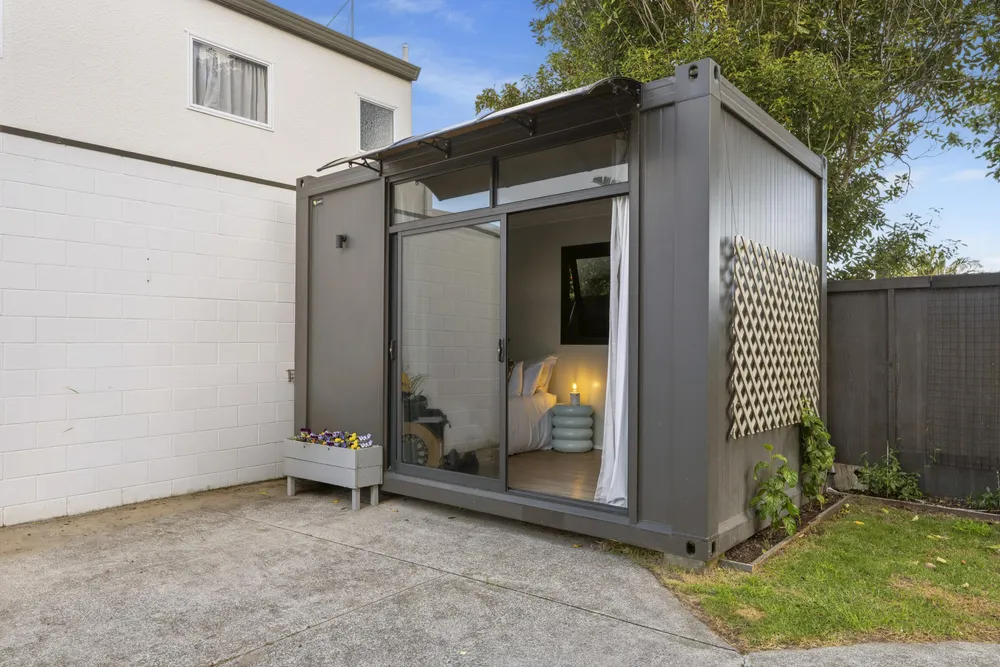 Photos of 42 Ascot Road