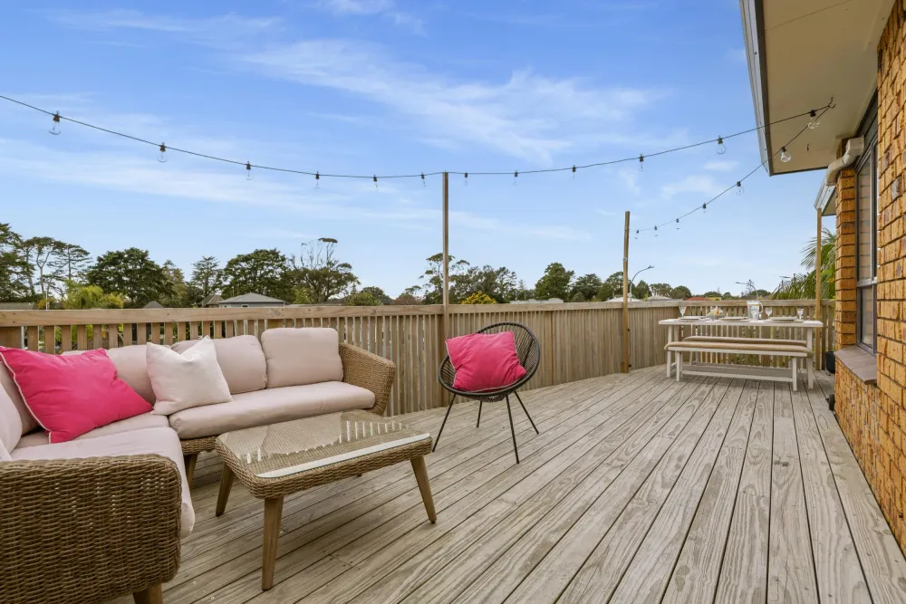 Photos of 42 Ascot Road