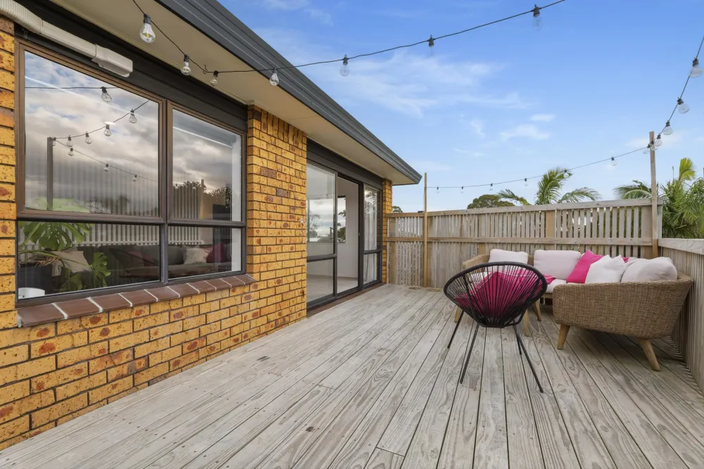 Photos of 42 Ascot Road