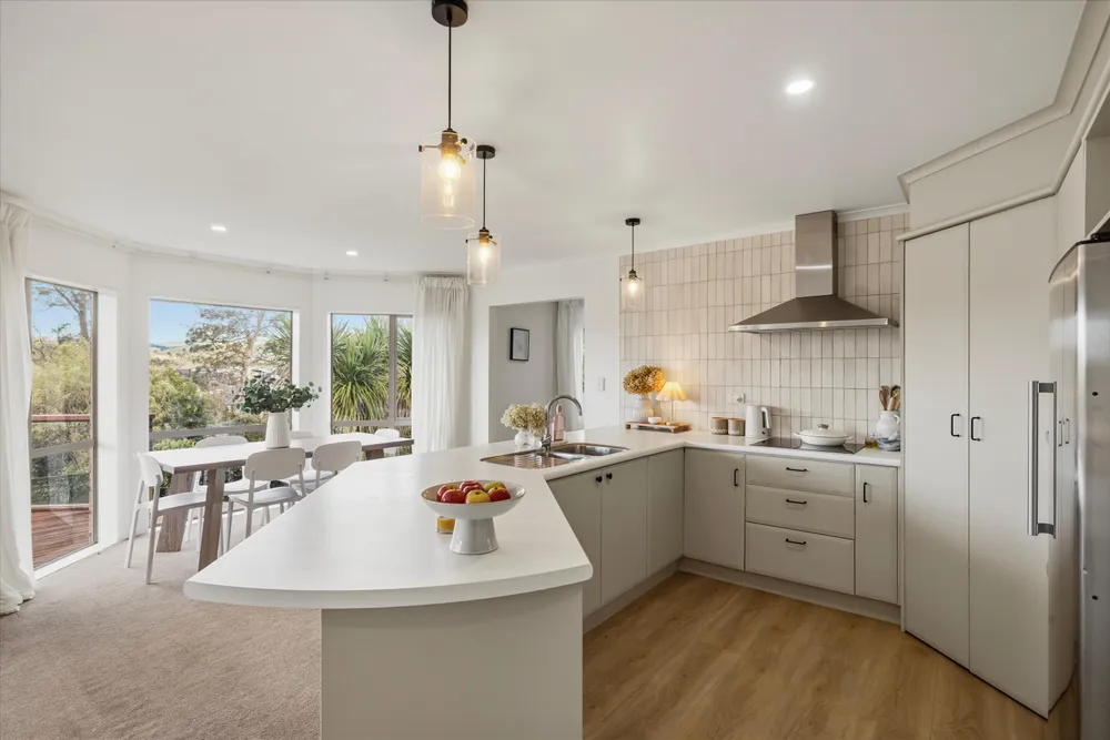 Photos of 28 Tuscany Place