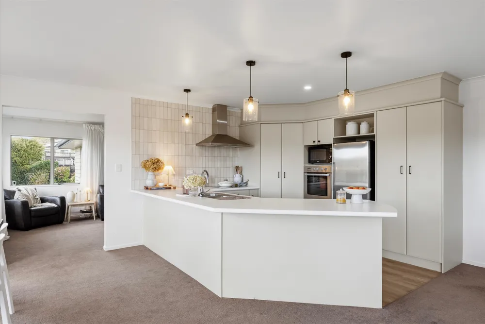 Photos of 28 Tuscany Place