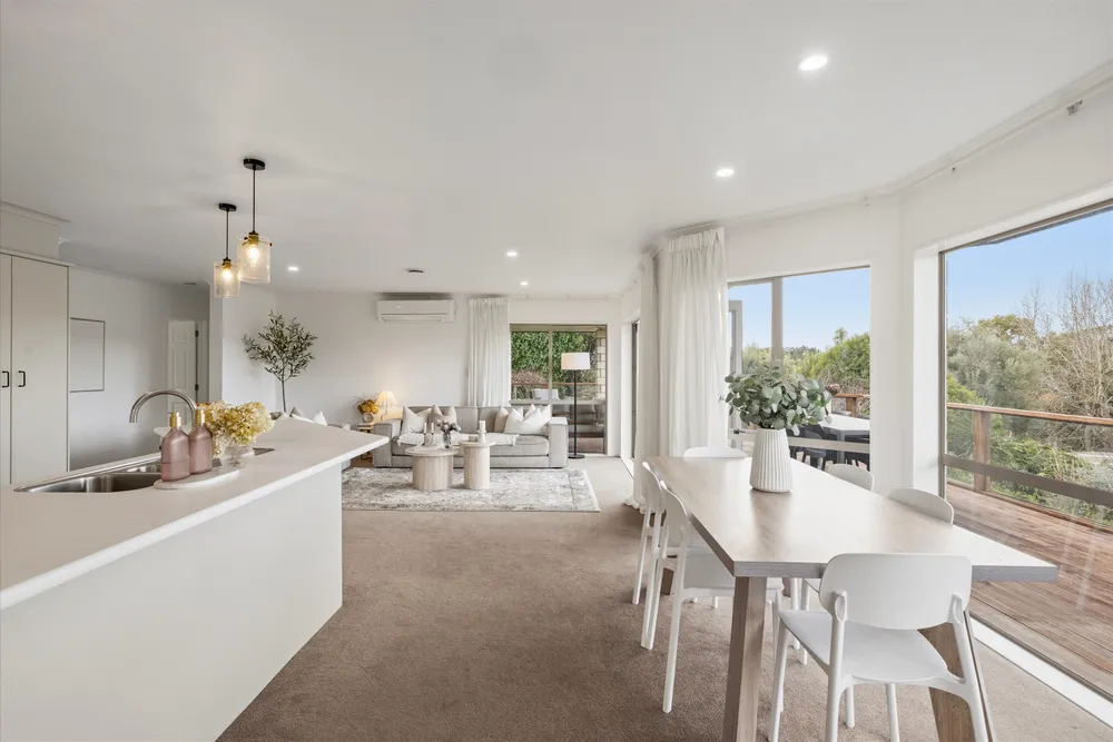 Photos of 28 Tuscany Place
