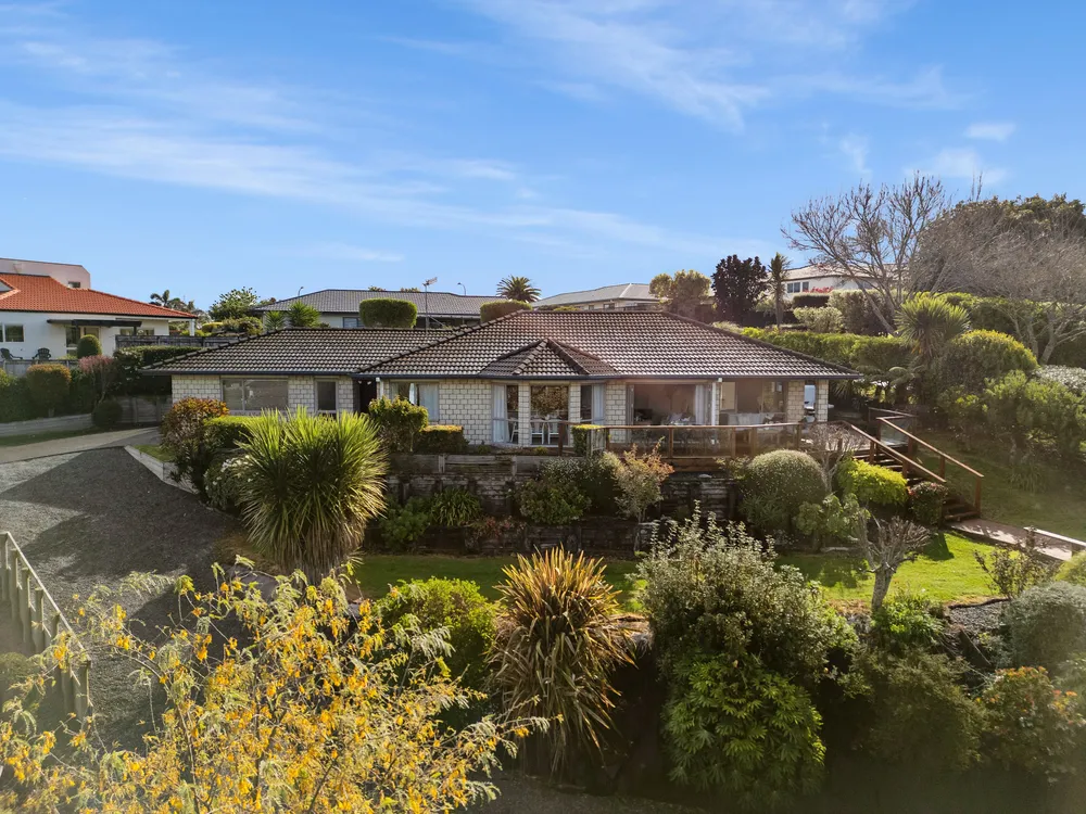 Photos of 28 Tuscany Place