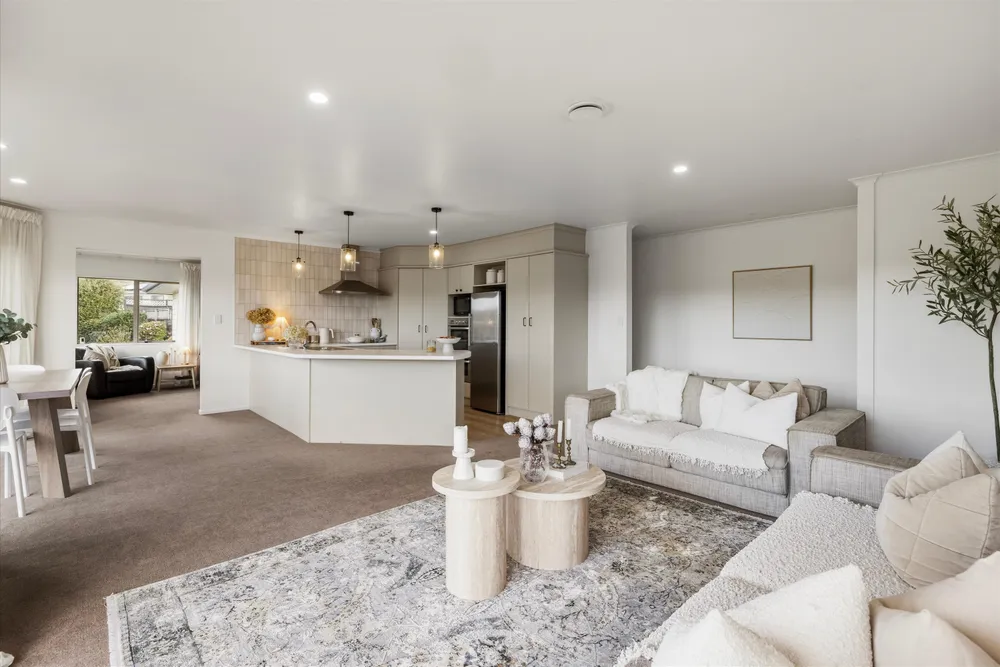 Photos of 28 Tuscany Place