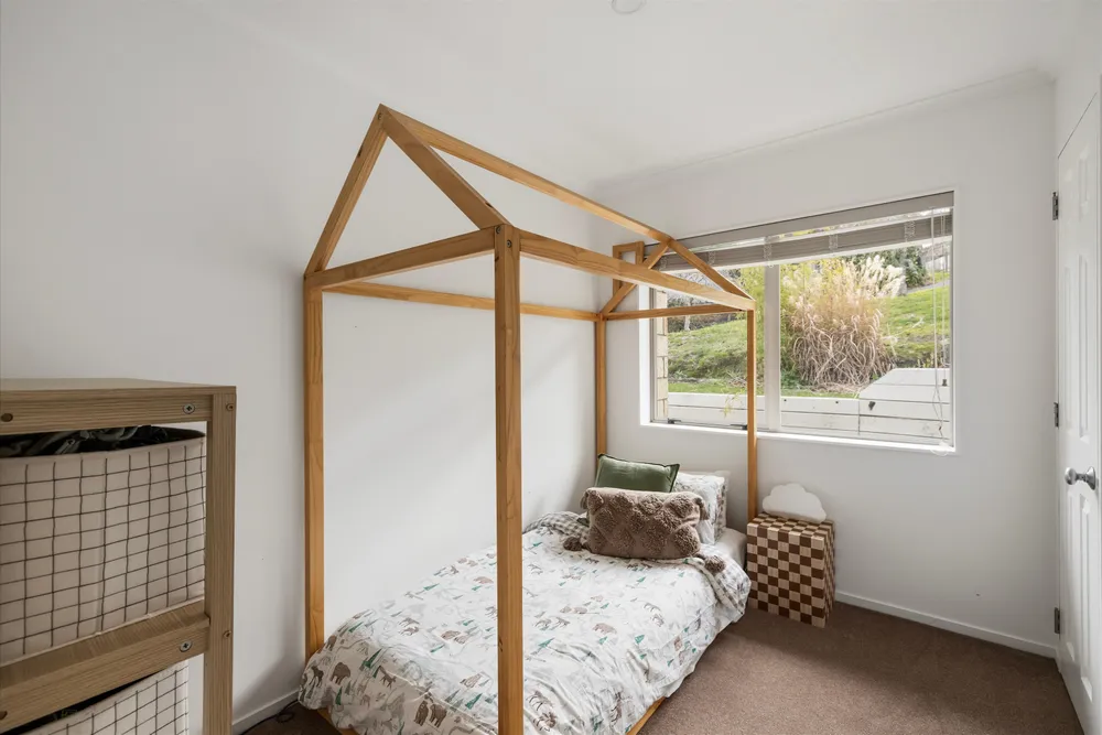 Photos of 28 Tuscany Place