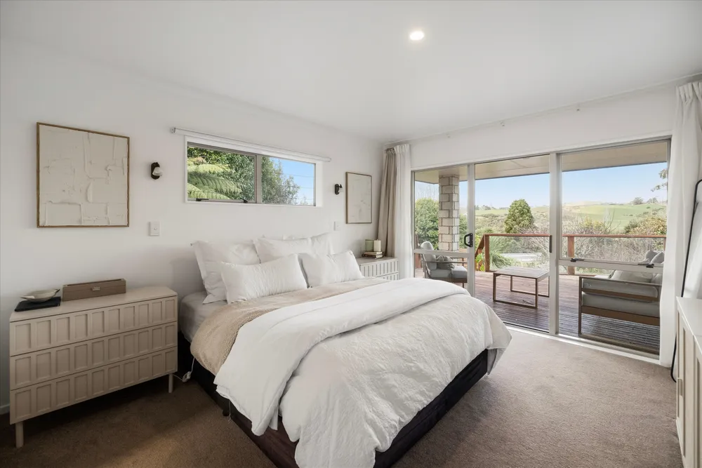Photos of 28 Tuscany Place