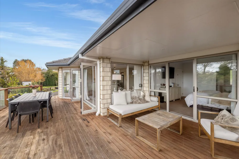 Photos of 28 Tuscany Place