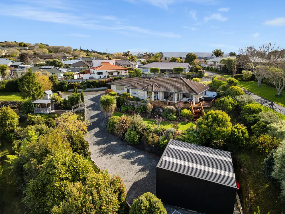 Photos of 28 Tuscany Place