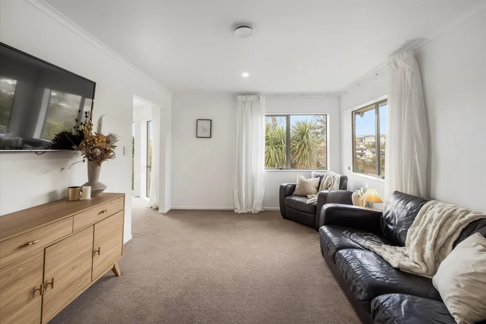 Photos of 28 Tuscany Place
