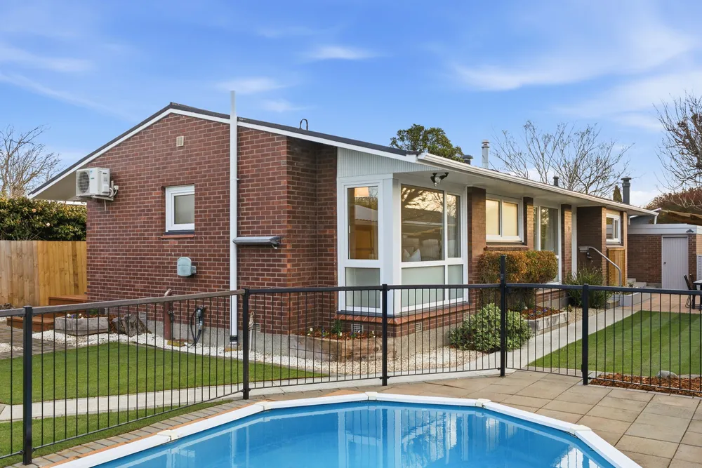 Photos of 6 Camelot Street