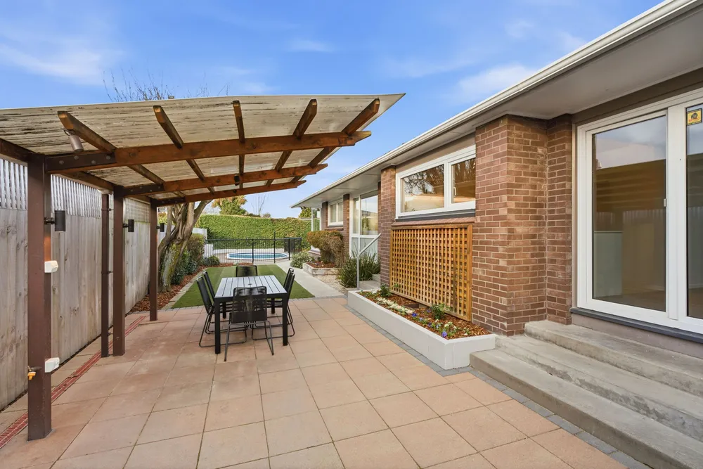 Photos of 6 Camelot Street
