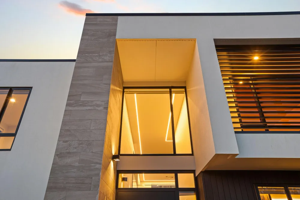 Photos of 6 Hull Crescent