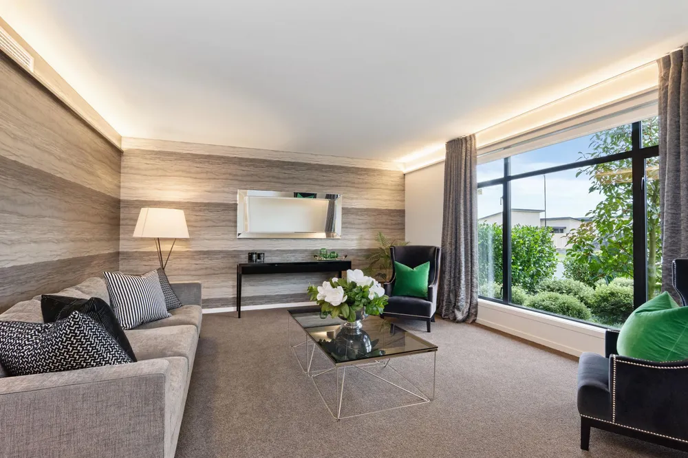 Photos of 6 Hull Crescent
