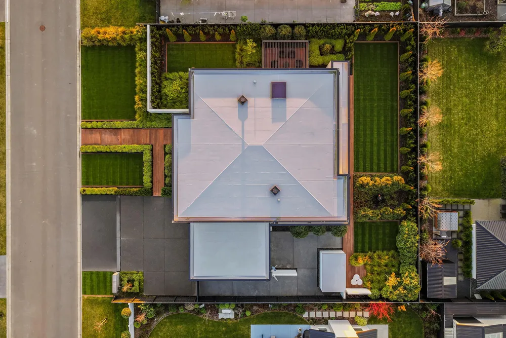 Photos of 6 Hull Crescent