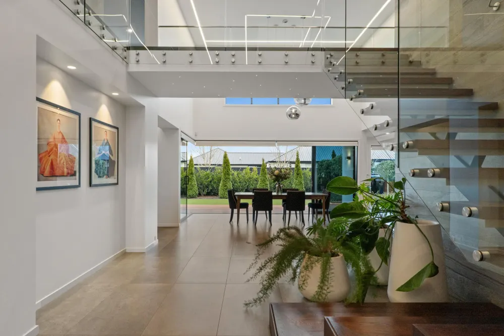 Photos of 6 Hull Crescent