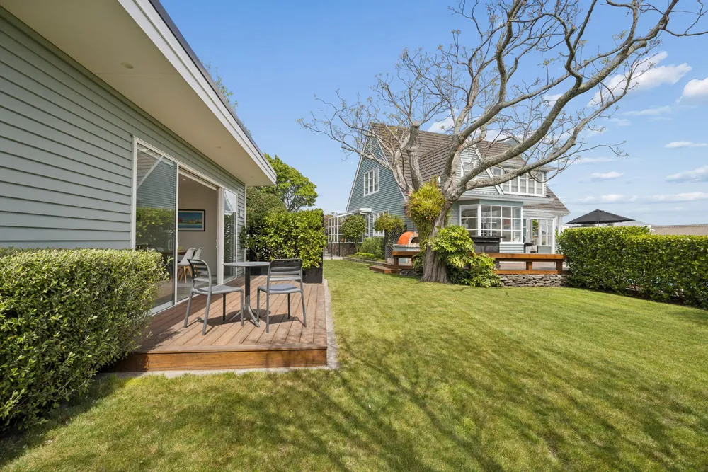 Photos of 93 Grange Road
