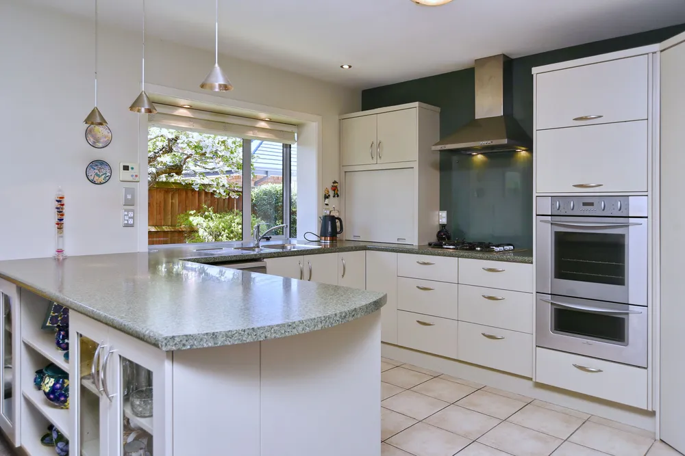 Photos of 12 Pewter Place