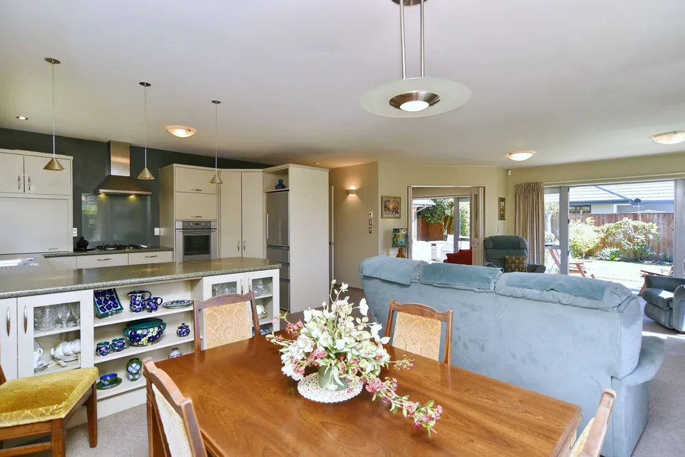 Photos of 12 Pewter Place