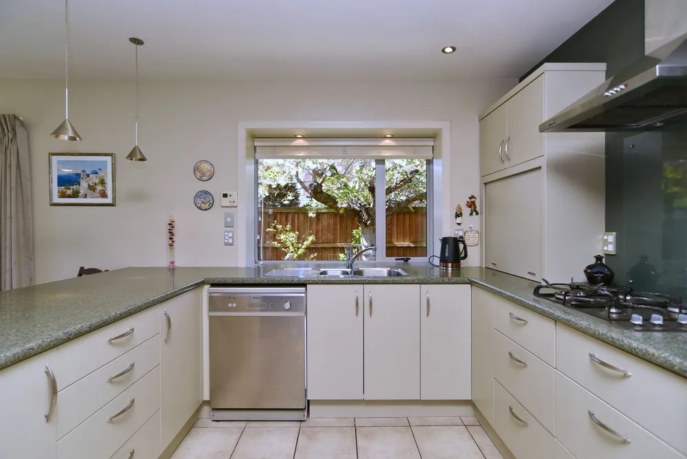 Photos of 12 Pewter Place