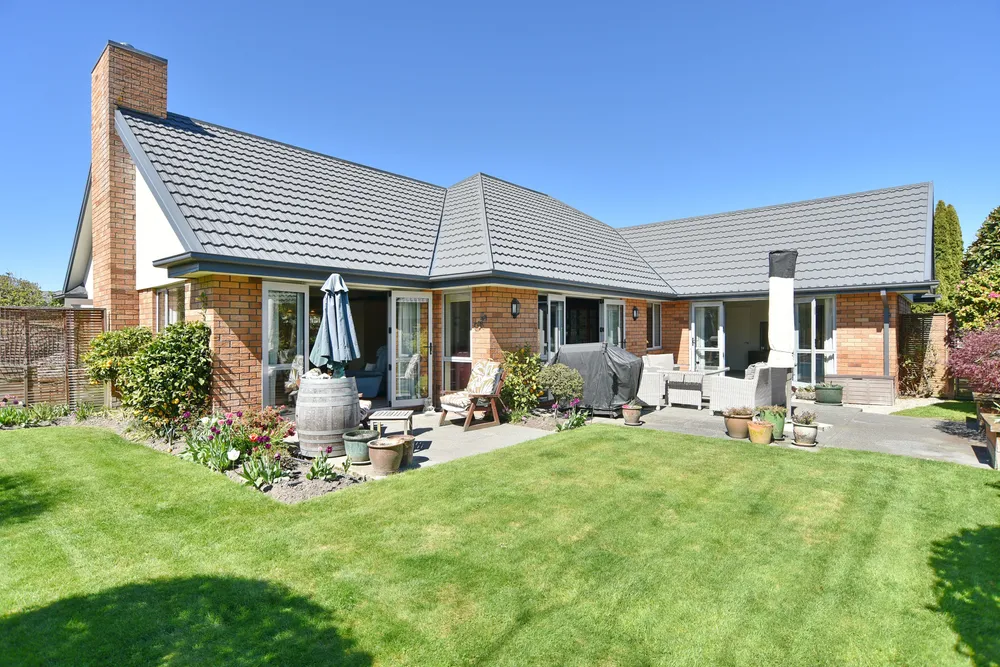Photos of 12 Pewter Place