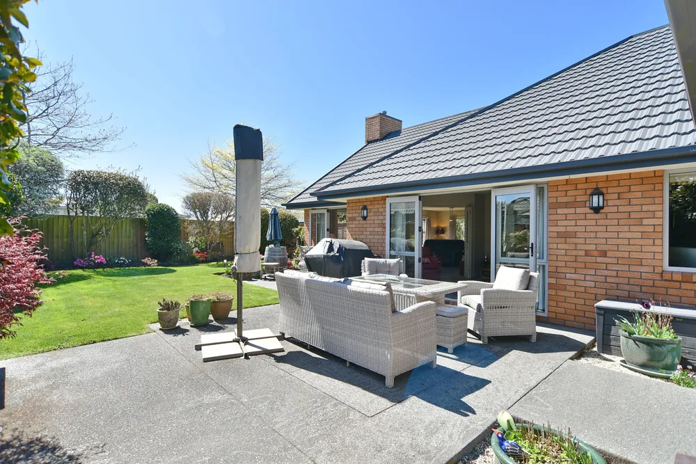 Photos of 12 Pewter Place