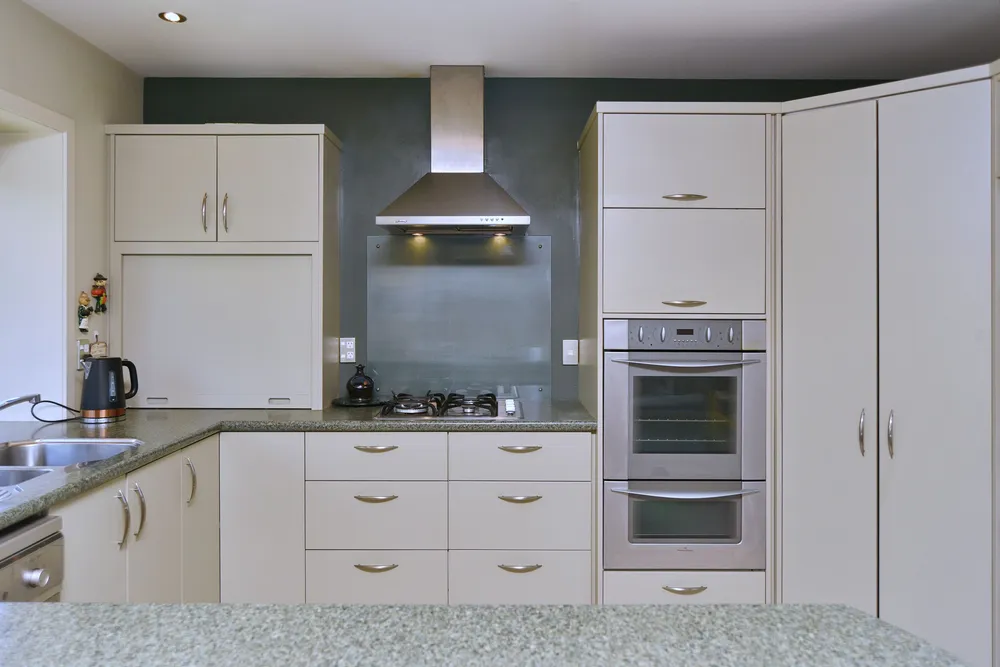 Photos of 12 Pewter Place