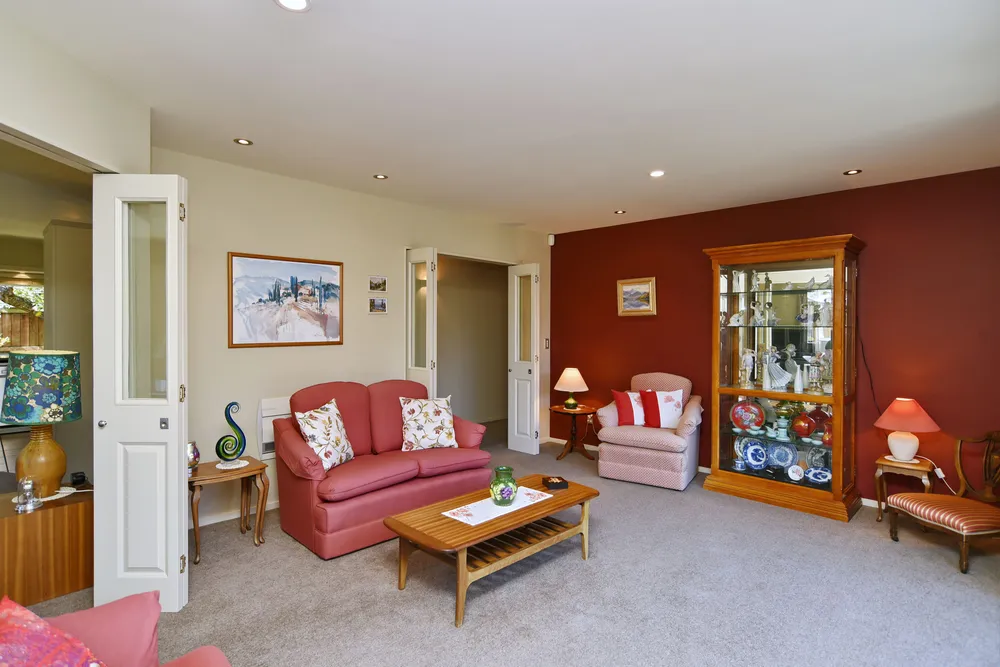 Photos of 12 Pewter Place