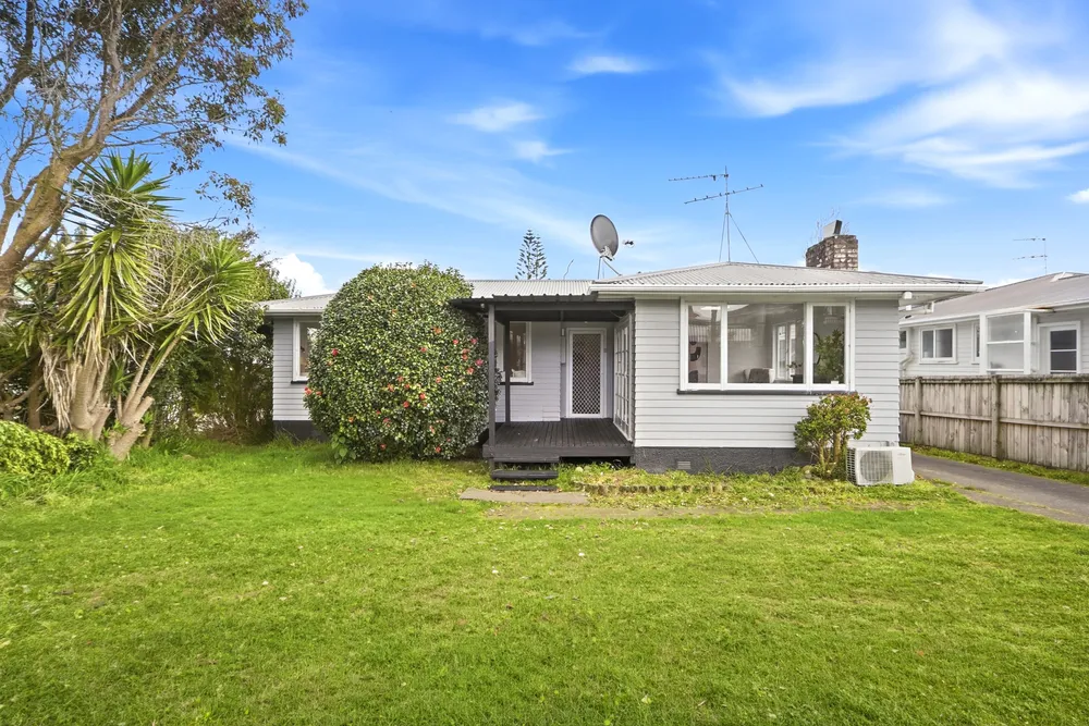 Photo of 536 Glenfield Road, Glenfield
