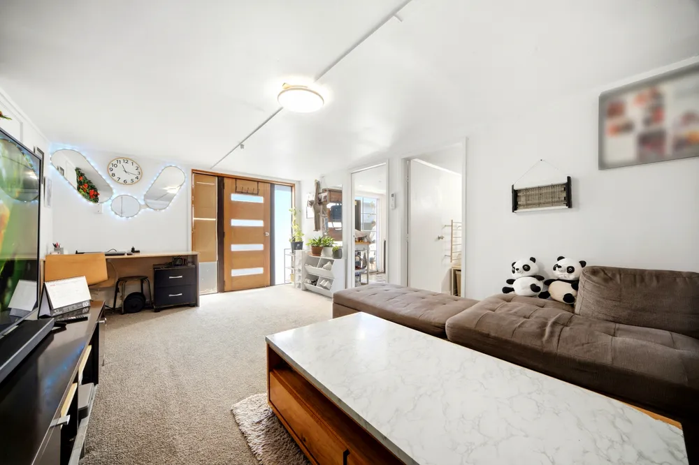 Photos of 536 Glenfield Road